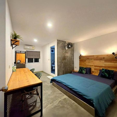 Cafe Del Sol Bed & Breakfast Koh Tao Exterior photo