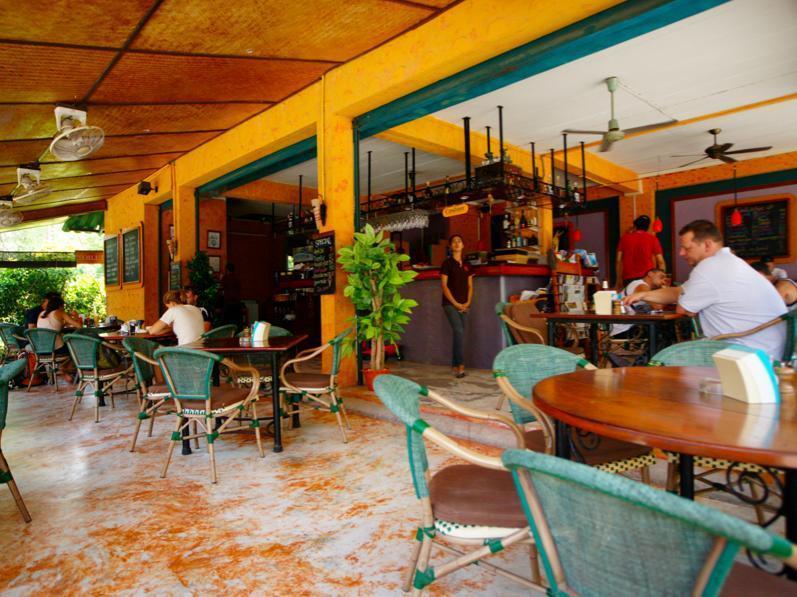 Cafe Del Sol Bed & Breakfast Koh Tao Exterior photo